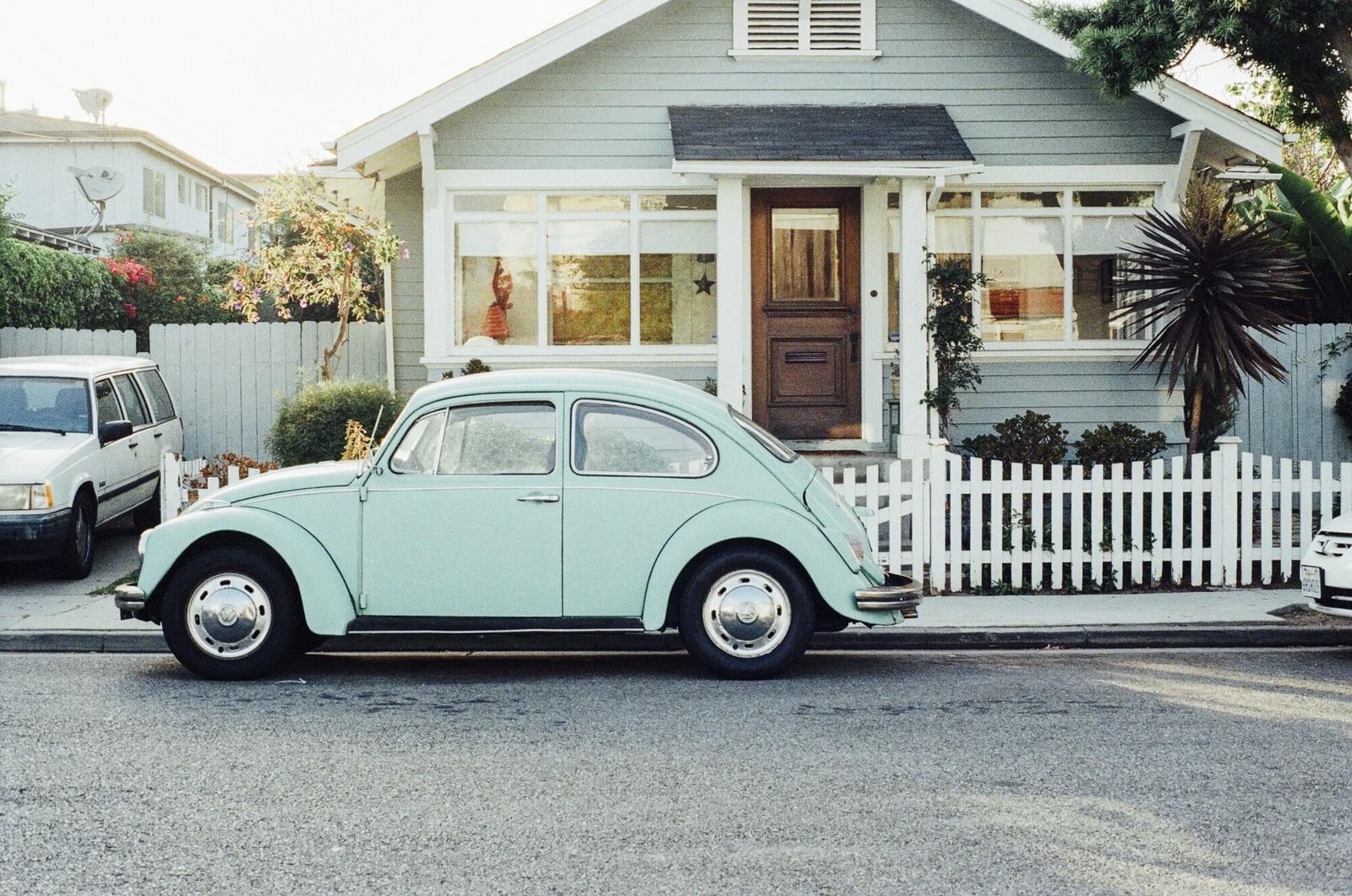 Why Home Insurance is Essential for Protecting Your Small Old House?